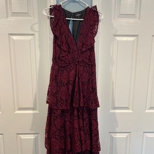 Lulu’s burgundy lace midi dress
